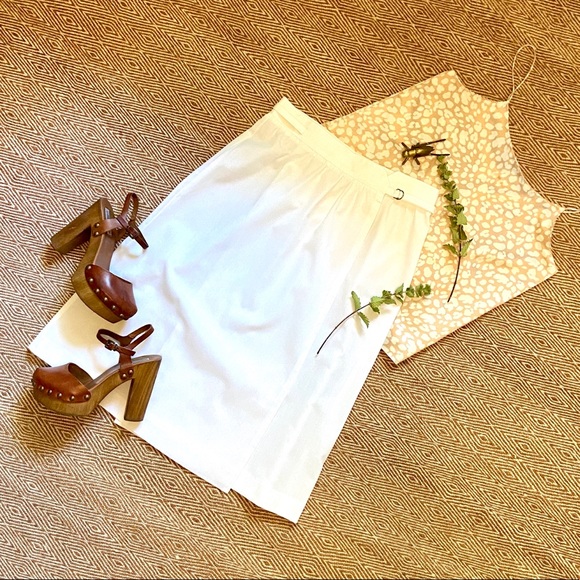Vintage | White A-Line Wrap Skirt - Picture 3 of 11